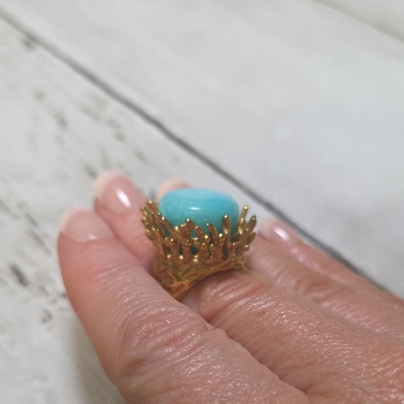 Plunder Gold Ring with Aqua Stone - Picture 6 of 6